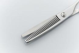 Tsubame -燕- 440C
Level D630CT メガネハンドル
2段刃 セニング
スキ率 25% 前後