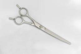 Tsubame -燕- 440C
Level D-7C メガネハンドル
カーブ ロング シザー 左利き