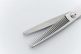 Tsubame -燕- 440C
Offset J630CTL
2段刃 レフティ セニング
スキ率 25% 前後